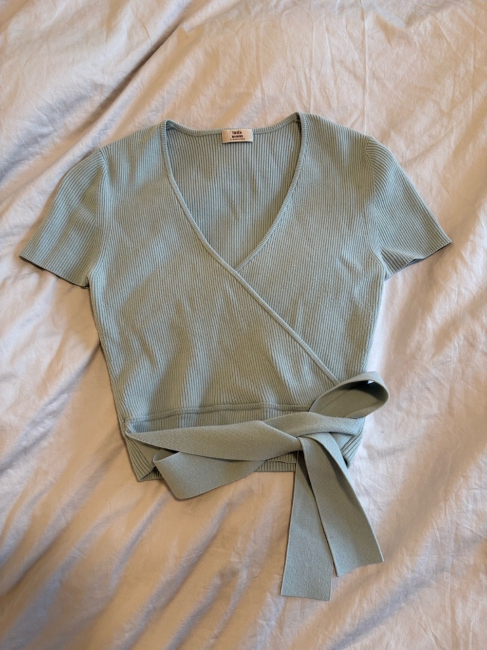 Aritzia Wilfred Top All Tied Up Sweater Short Sleeve